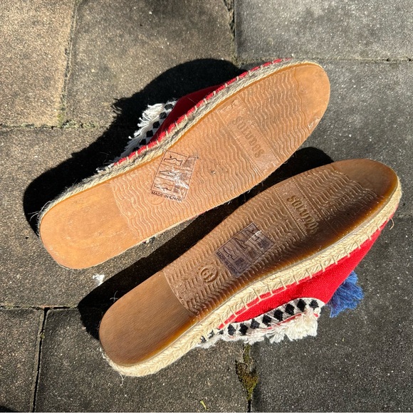 Soludos Fiesta pompom espadrille mules - Picture 3 of 4